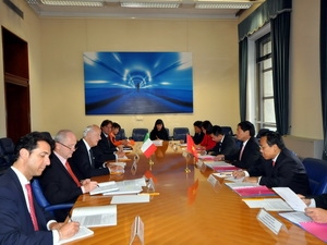 Активизация отношений сотрудничества между Вьетнамом и Италией