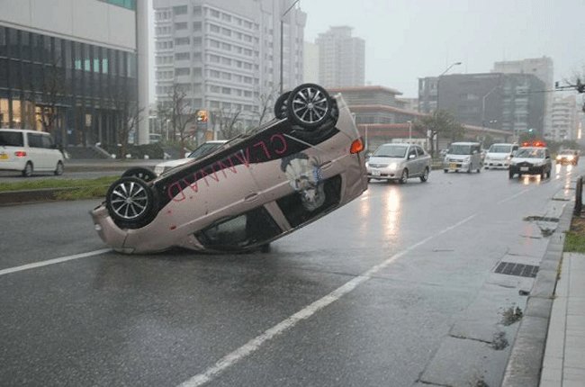 В Японии эвакуированы более 100 тысяч человек из-за тайфуна
