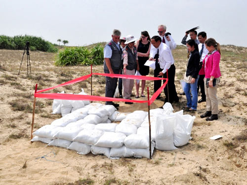 В провинции Куангнам стартовал проект послевоенного разминирования