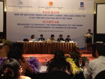 Во Вьетнаме отмечается 82-летие со дня создания Союза вьетнамских женщин