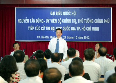 Нгуен Тан Зунг встретился с избирателями в Государственном университете...