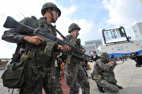 Республика Корея проводит военные учения, направленные на противодействие КНДР