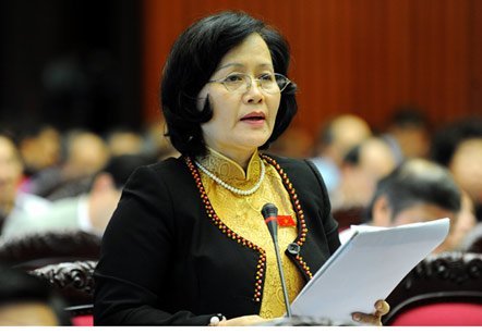 Депутаты обсуждали внесение поправок в Конституцию и Закон о подоходном налоге