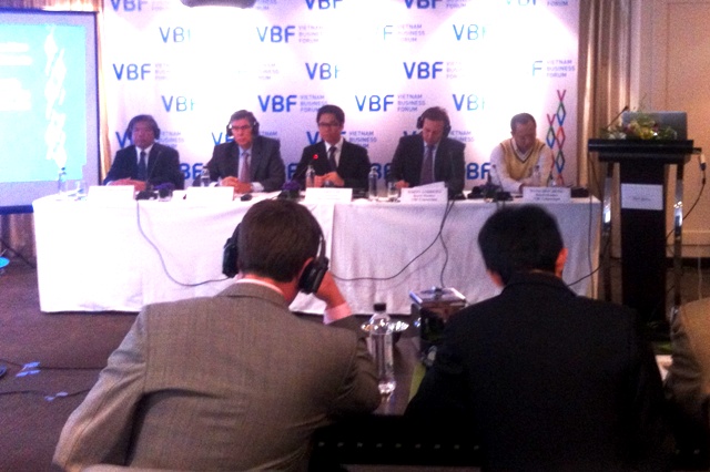 В Ханое прошла пресс-конференция, посвящённая вьетнамскому бизнес-форуму 2012