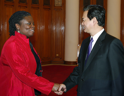 Нгуен Тан Зунг принял директора представительства Всемирного Банка во Вьетнаме