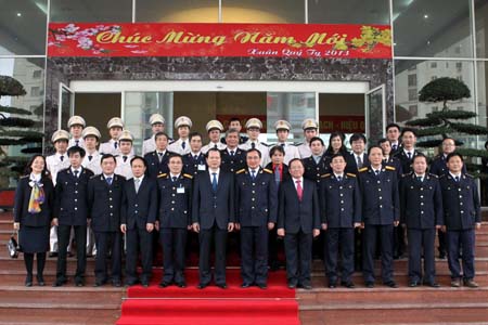 Таможенная служба поставила себе 4 ключевые задачи на 2013 год