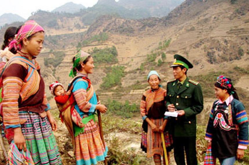 Во Вьетнаме отмечалось 54-летие со дня создания пограничных войск