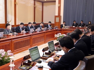 Состоялось первое заседание нового правительства Республики Корея