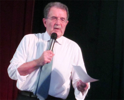 Экс-премьер Италии выступил с речью в Дипломатической академии Вьетнама