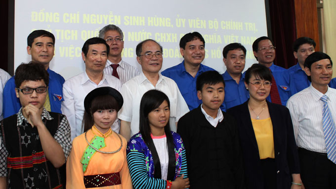 Сбор мнений бывших руководителей страны по проекту исправленной Конституции