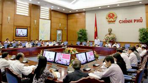 Онлайновое заседание правительства с представителями 63 провинций и городов страны