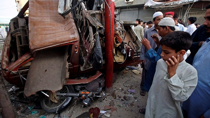 В Пакистане продолжаются беспорядки в преддверии парламентских выборов