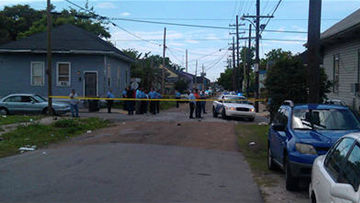 В США неизвестные открыли стрельбу во время уличного шествия