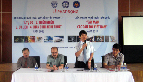 В Ханое прошла церемония развертывания двух фотоконкурсов