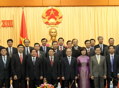 Спикер вьетнамского парламента принял послов и глав представительств Вьетнама в зарубежных странах