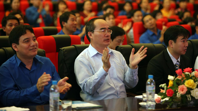 Вице-премьер Нгуен Тхиен Нян провел беседу с представителями СКМ