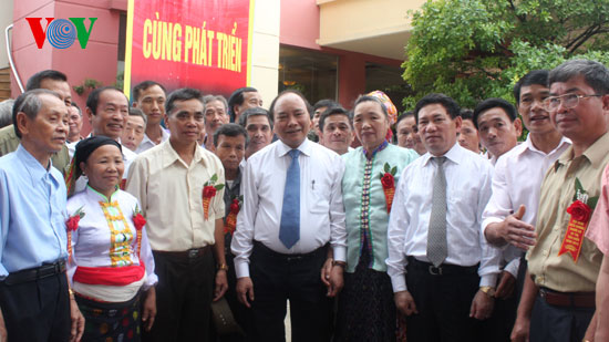 Чествование авторитетных лиц в 5 горных провинциях Северного Вьетнама