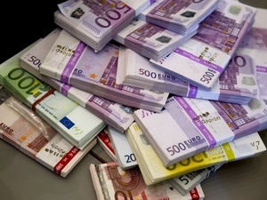 Парламент Греции принял все законы, необходимые для получения кредита