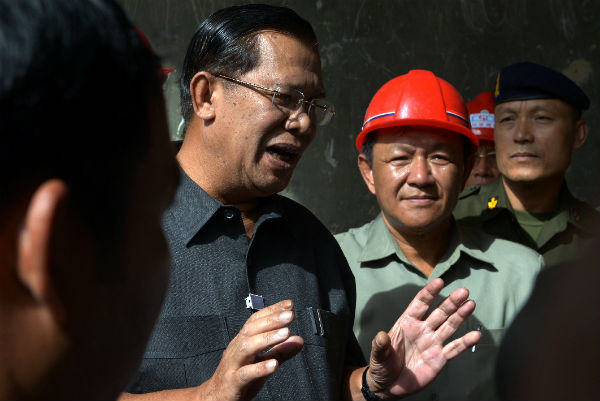 Народная партия Камбоджи готова провести диалог с оппозицией