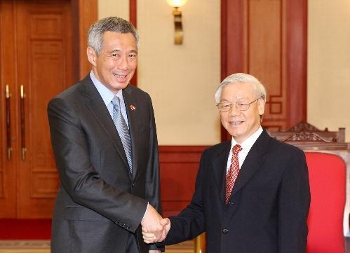 Во Вьетнаме с официальным визитом находится премьер-министр Сингапура