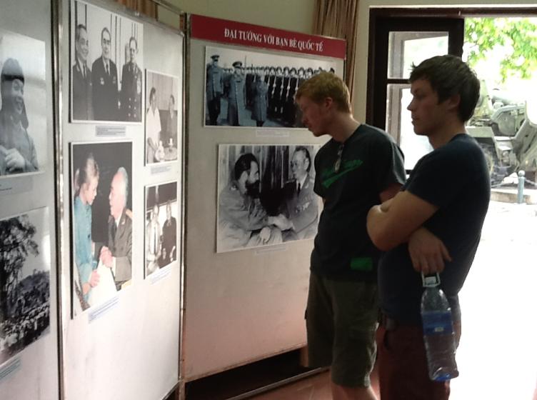 В Ханое открылась выставка «Во Нгуен Зяп – генерал армии, главнокомандующий»