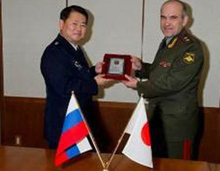 Япония и Россия активизируют военное сотрудничество