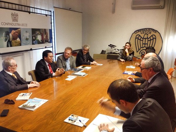 Активизация торгового сотрудничества между Вьетнамом и итальянским регионом Апулия