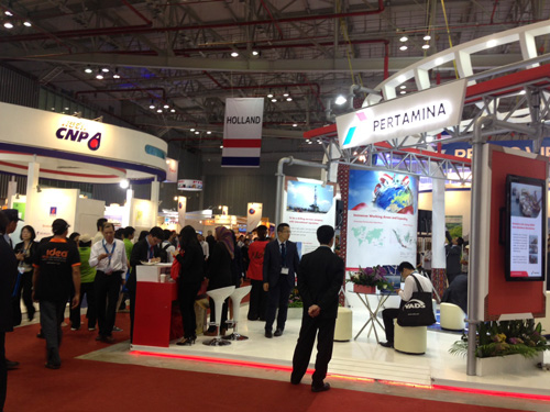 Необходимо усиливать международное сотрудничество для развития нефтегазовой отрасли