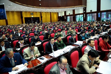 ПК НС СРВ принял решение об исполнении Конституции СРВ от 2013 года