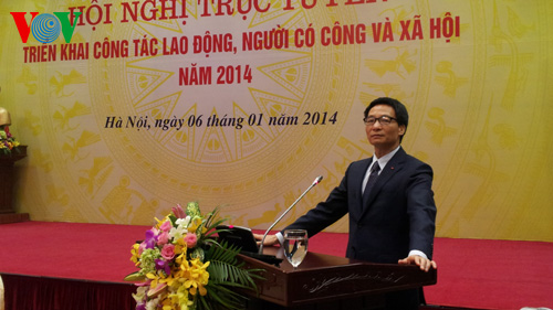 Конференция по выполнению плана министерства труда СРВ на 2014 год