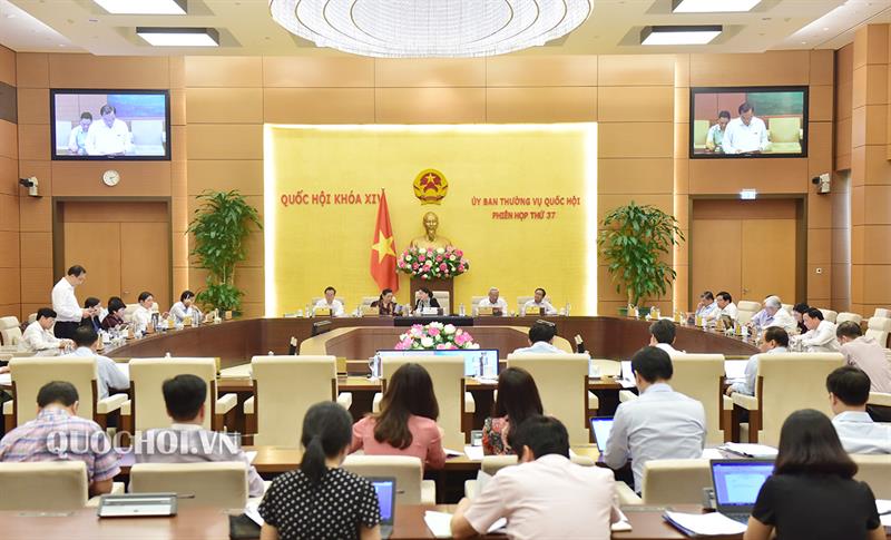 Необходимо обеспечить открытость и прозрачность в инвестиционной сфере