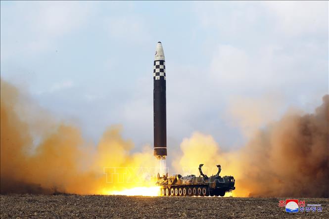 США расширили список санкций по КНДР на трех  физических лиц