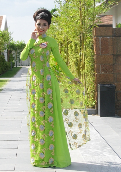 Hoàng Diệu Linh - SBD 980 - chiều cao 1,68m, số đo 3 vòng 81-59-90