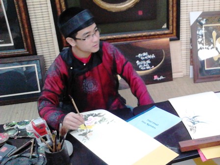 Phố ông đồ - nét xưa của mùa xuân hiện đại