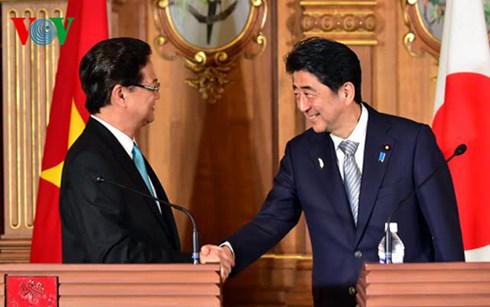 thu tuong nguyen tan dung hoi dam voi thu tuong nhat ban hinh 1