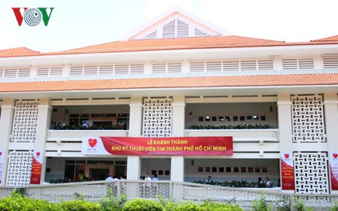 chu tich nuoc du le khanh thanh khu ky thuat vien tim tp.hcm hinh 1