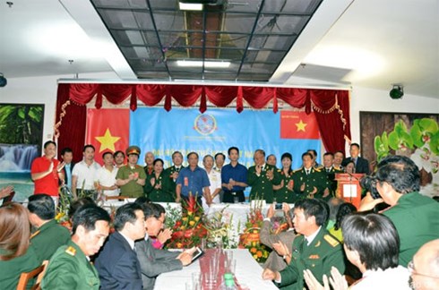 trung tuong pham tuan du dai hoi ccb viet nam tai berlin brandenburg hinh 0