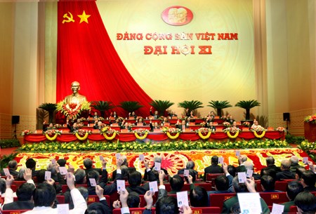 lay y kien dong gop vao cac du thao van kien trinh dai hoi xii hinh 1