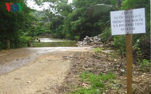 thanh hoa: mua lu lam 4 nguoi tu vong, thiet hai gan 200 ty dong hinh 1