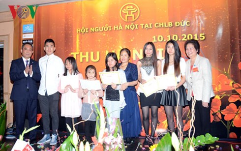 hội người hà nội tại đức kỷ niệm ngày giải phóng thủ đô hình 5 hoi nguoi ha noi tai duc ky niem ngay giai phong thu do hinh 5