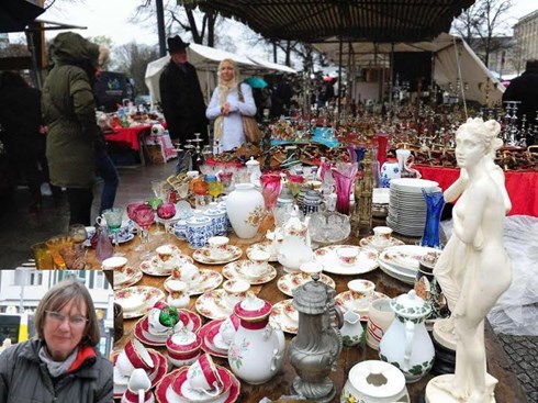 mot viet kieu duoc tang huan chuong cong trang chu thap cua duc hinh 0