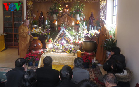 nguoi viet tai phap cau sieu cac chien si hy sinh o gac ma hinh 0