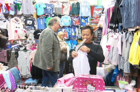 nguoi viet o troi tay suong hay kho? hinh 0