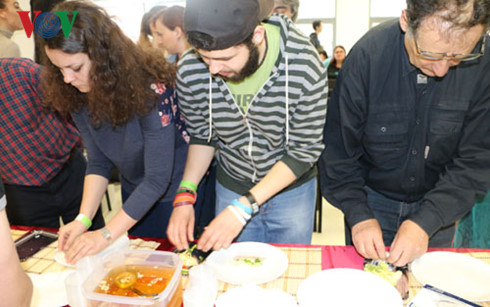 quảng bá văn hóa việt nam tại lễ hội đa sắc tộc quốc tế của séc hình 1 quang ba van hoa viet nam tai le hoi da sac toc quoc te cua sec hinh 1