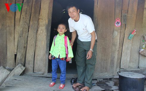 vu cho thi the bang xe may: be gai se duoc gui vao trung tam bao tro hinh 3