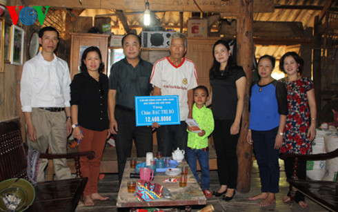 vu cho thi the bang xe may: be gai se duoc gui vao trung tam bao tro hinh 1