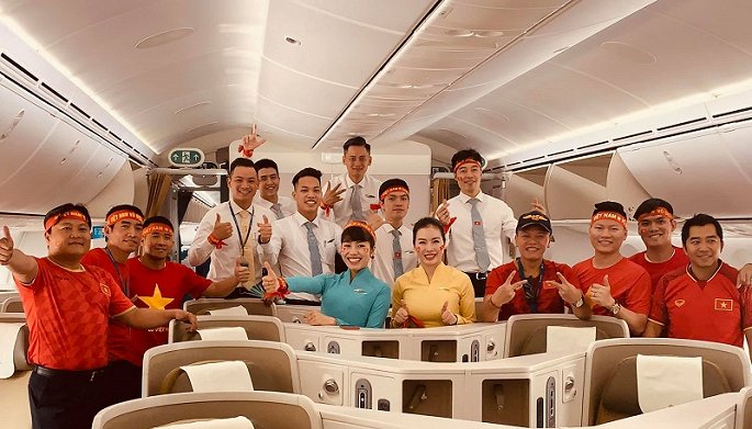 Vietnam Airlines bo tri 'sieu may bay' don doan TTVN tro ve tu SEA Games 30 hinh anh 1