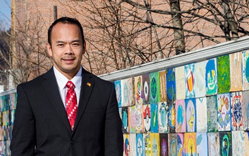 nguoi goc viet tranh cu lam dan bieu bang o my hinh 0