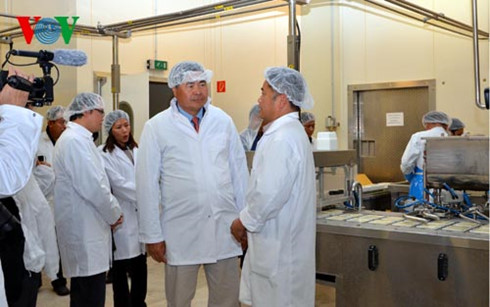 dai su doan xuan hung tham trung tam thuong mai dong xuan o duc hinh 3