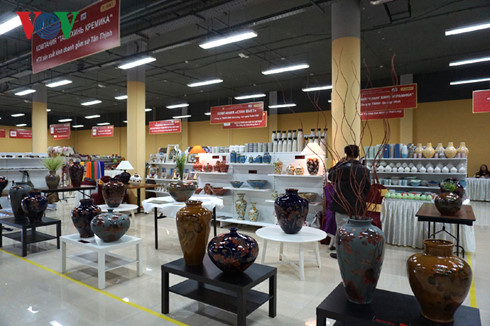 khai mac hoi cho "tuan le hang ha noi tai moscow - 2016" hinh 4